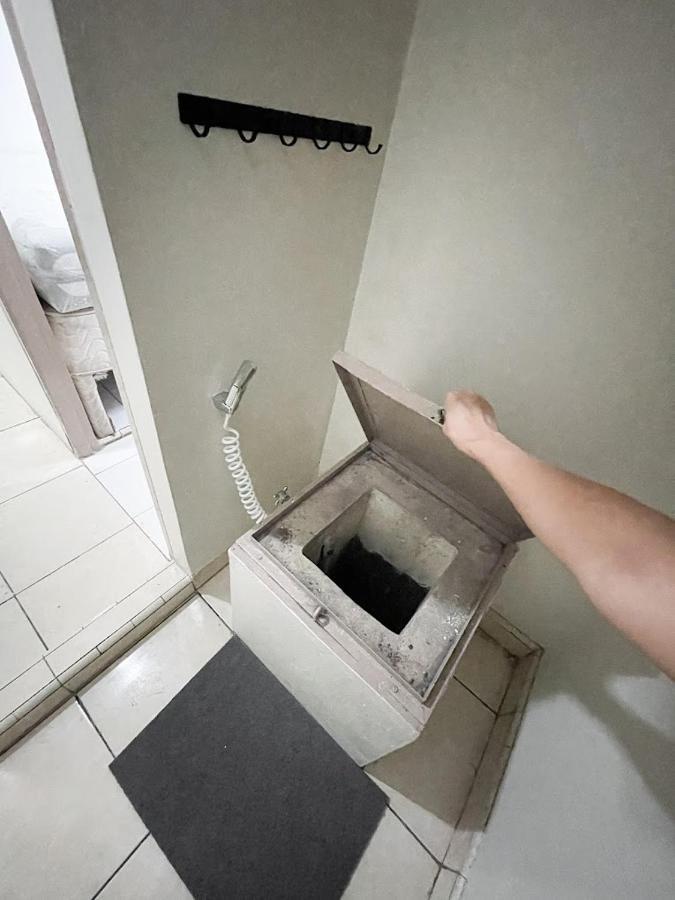 Kos Awany Coliving Vandrehjem Jakarta Eksteriør billede